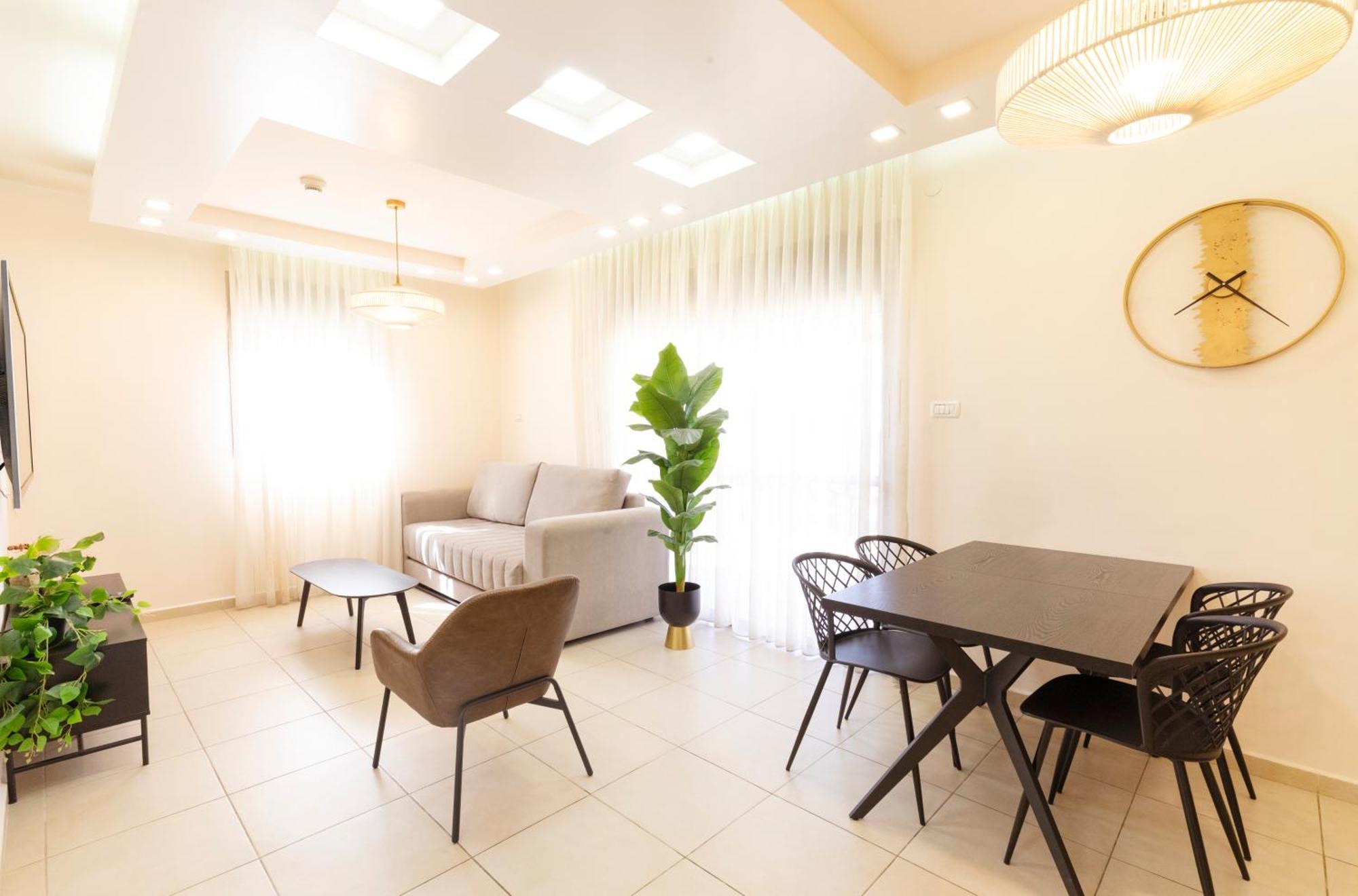 Almogim Suites Eilat Hotel (Adults Only) Zewnętrze zdjęcie
